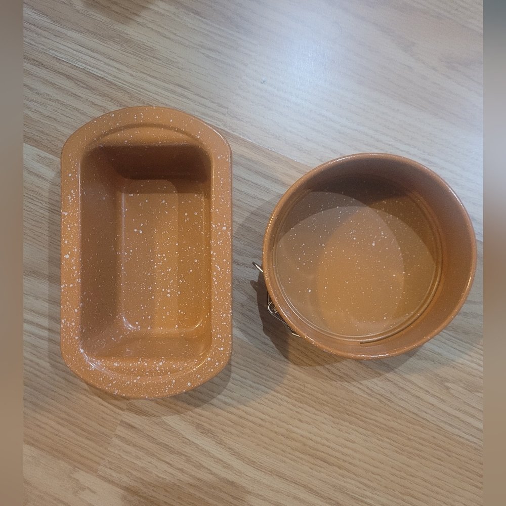 Speckled Mini Orange Bakeware Set